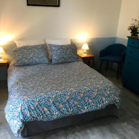 Agape Du Gers Bed and Breakfast *